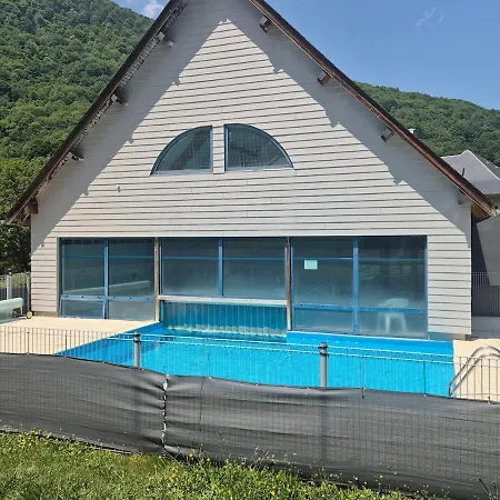 Apartment Duplex 55m2, 6 Personnes, Chiens Acceptes Arreau